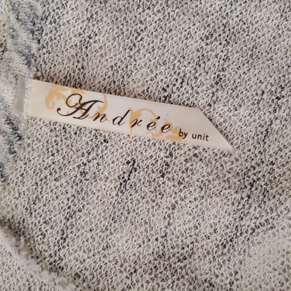 Andrew by unit vest - Picture 2 of 5